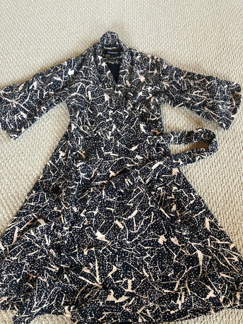 BETABRAND Black Light Brown Ready To Go Kimono Fleece Lined Wrap Dress Small